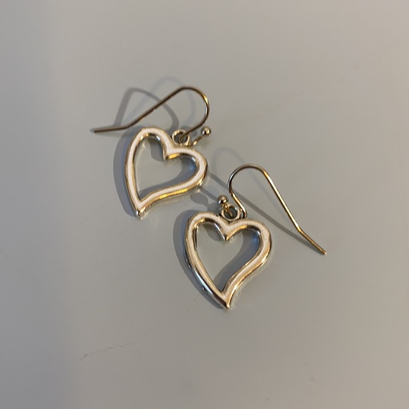 NEW!💙💎GORGEOUS HEART SHAPED EARRINGS!💎💙ADORABLE! FREE GIFTS & GIFT WRAP TOO! - Picture 3 of 10